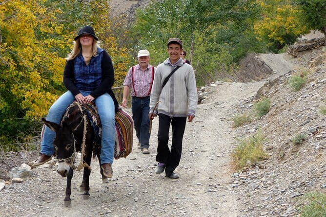 2 Day Ukhum Hiking Tour from Bukhara - Day 1: The road from Bukhara to Ukhum