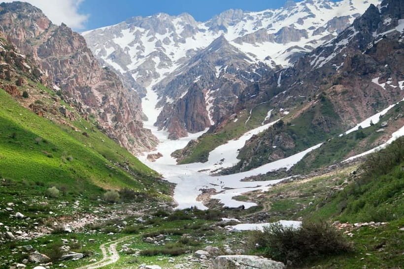 Best of Tashkent Mountains: Amirsoy, Chimgan & Charvak Trip - Seasonal planning: snow, green hills, or swimming