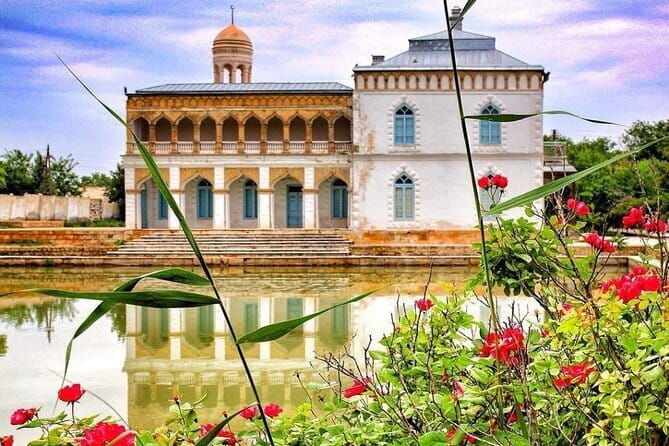 Beyond the Walls: Countryside Tour with Transport and Lunch - Inside the Moon-like Stars Palace