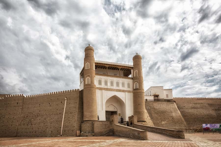 Bukhara: Full-Day Guided Tour with English-Speaking Guide - Why Bukhara works so well on foot