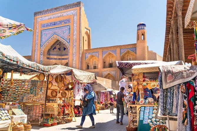Bukhara Historical City Highlights Guided Walking Tour - The Kalyan Minaret, Bukhara’s great landmark