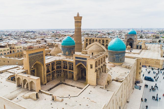 Bukhara One Day Tour - Departure From Tashkent - Lyabi Khauz starts the Old City walk