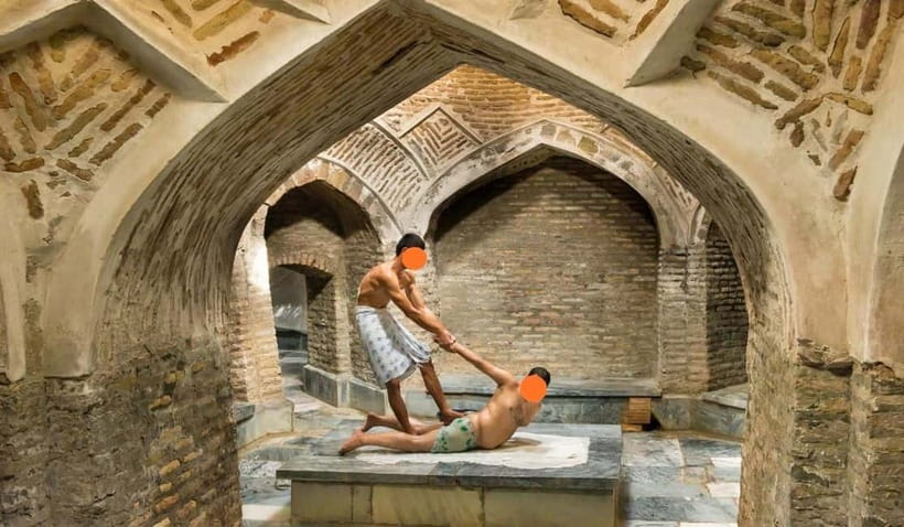 Bukhara Traditional Men's Hammam / Bath XVI Century - Stage One: Changing and Adjusting to the Heat