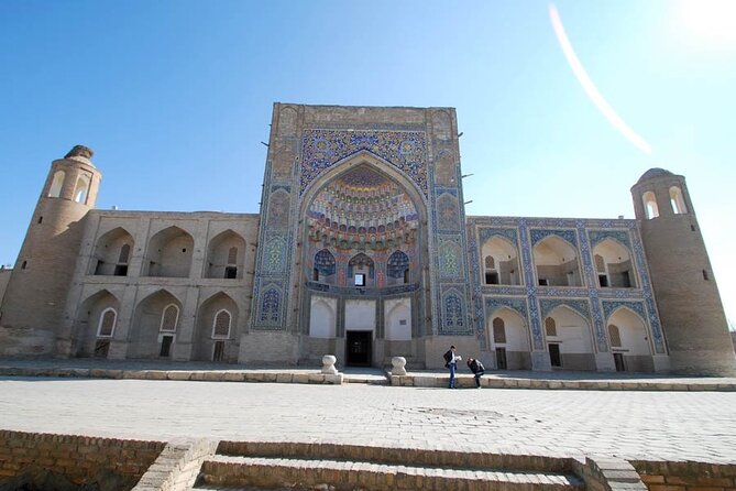 Bukhara Walking Tour - Chashmai Ayub and the water-supply museum
