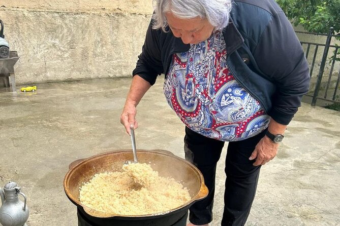 Cooking Class in the Village with Local Family in Samarkand - Paper, oil, and pottery add local craft