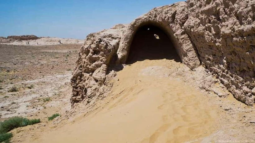 Daytrip from Khiva to Five Ancient Fortresses - What the driver does, and what the driver does not do