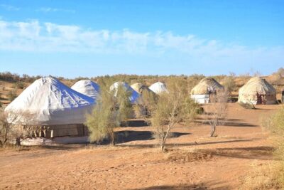 Desert yurt camp and Mountain tour – 3 days
