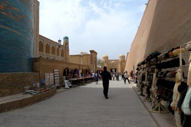 Khiva day tour - Why a guide helps inside Itchan Kala