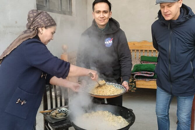 Plov Cooking Class at Local Uzbek House - Why this plov class feels different from a restaurant meal