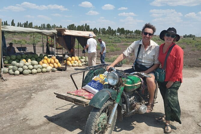 Private Daytrip to Muynak and Nukus - One focused hour at the Savitsky Museum in Nukus
