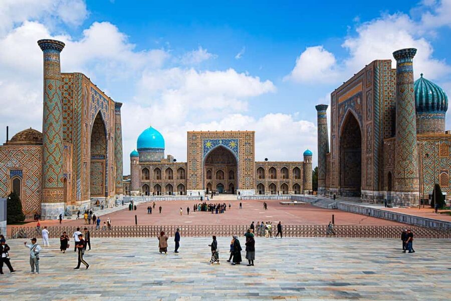 Private Samarkand City Tour With Transport - Siyob Bazaar, from snacks to everyday Uzbek life