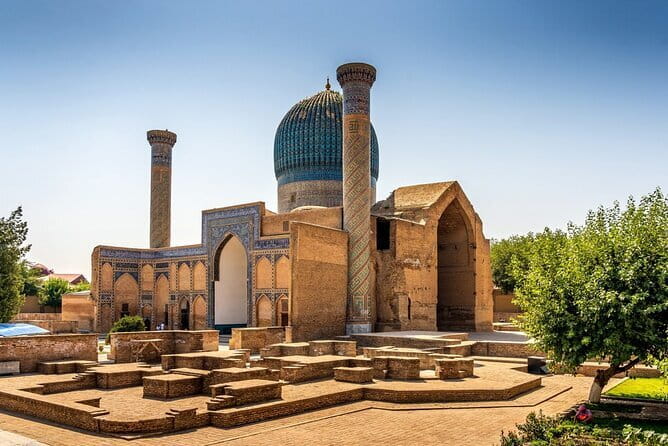 Samarkand Ancient Silk Road City Tour w/ Pickup & Lunch Option - Bibi Khanym shows both ambition and damage