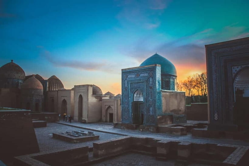 Samarkand: Historical Monuments Guided Walking Tour - Shah-i-Zinda’s narrow passage of mausoleums