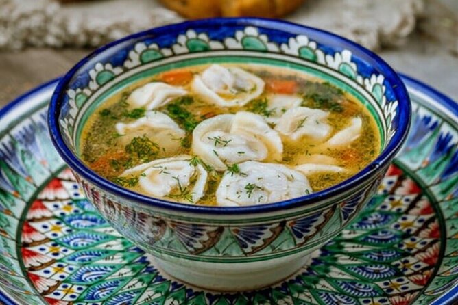 Samarkand Local Family Cooking Class and Siyob Bazaar Tour - Conversation, customs, and a possible chess match