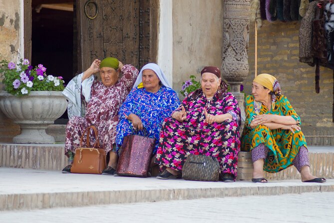 Samarkand One Day Private Tour from Tashkent with Bullet Train - Bibi Khanym Mosque and the weight of imperial ambition