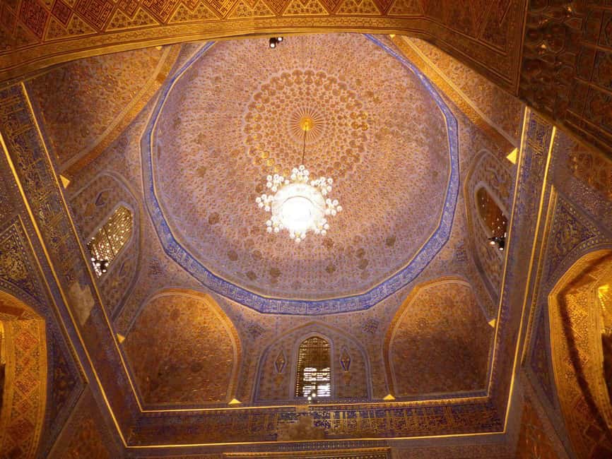 Sunset walking tour of Samarkand - More than monuments: local life and Uzbek customs