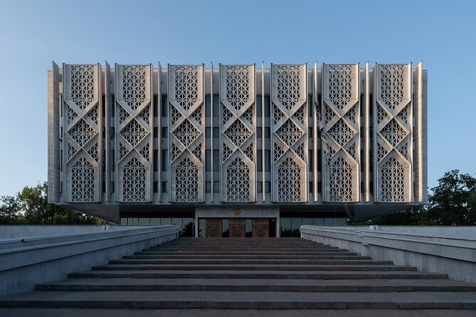 Tashkent Soviet Architecture (Modernism) and Subway station tour. - Key points at a glance