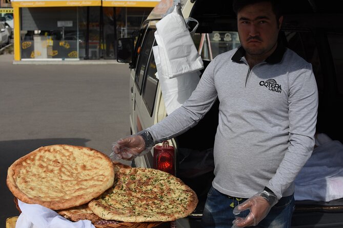 Tashkent Vegan Street Food Tour - Vegan beshbarmak near the National Library