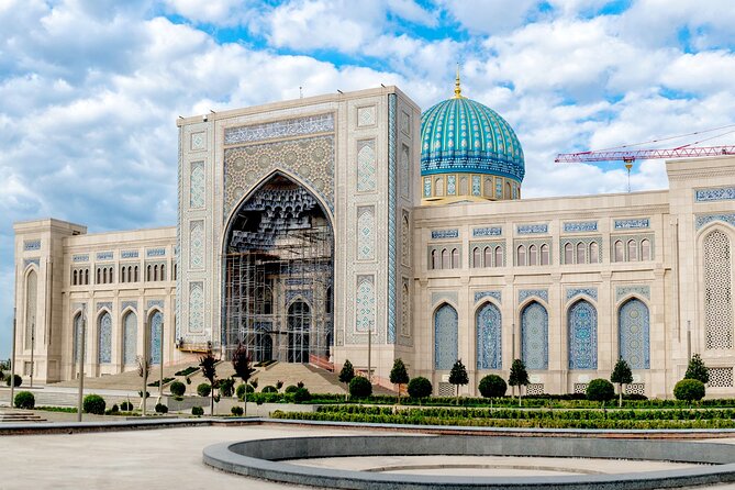 Tashkent Walking & Food Tour: Highlights + Local Flavors - Key points to know before booking