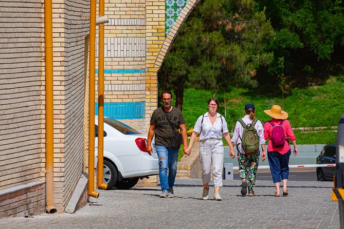 Tashkent Walking & Food Tour: Highlights + Local Flavors - Independence Square and the national story