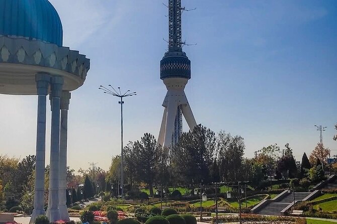 Ten Bites Adventure Food Tour in Tashkent - The guide makes or breaks the day