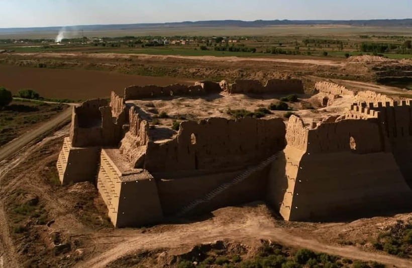 Transfer: Bukhara - Khiva via Ancient Fortresses - Key points at a glance