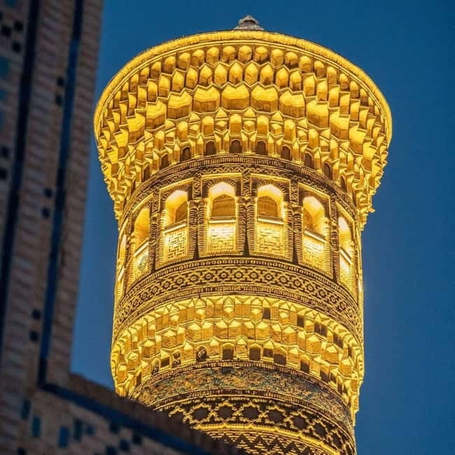 Uzbekistan 8 Days Private Guided Tour - Khiva and the enclosed streets of Itchan Kala